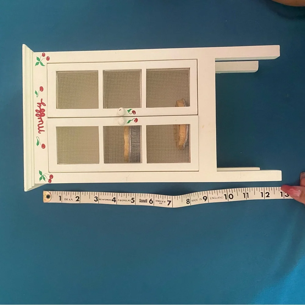 Muffy Vanderbear Cherry Hutch Cabinet Pie Wood Dollhouse Furniture 2 Cherry Pies - Picture 6 of 7